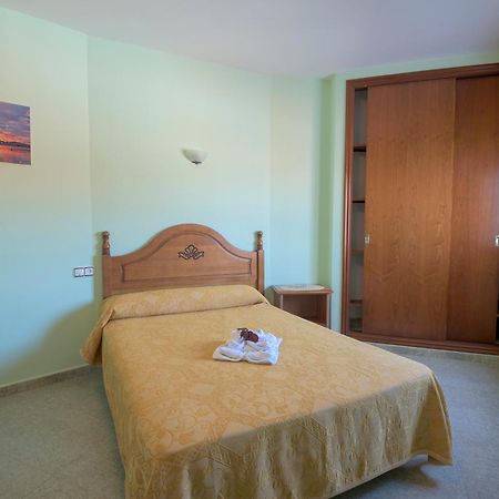 Hostal O Camouco Portonovo Phòng bức ảnh