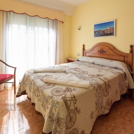 Hostal O Camouco Portonovo Ngoại thất bức ảnh