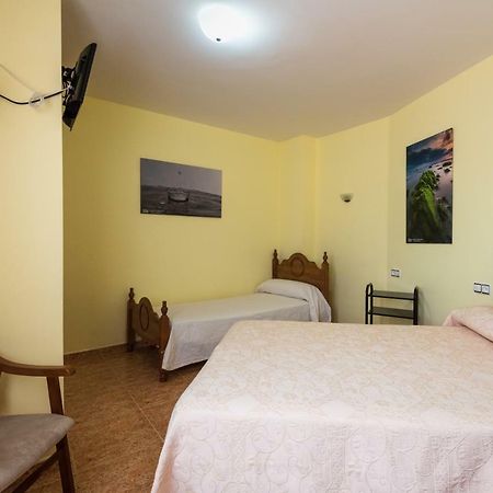 Hostal O Camouco Portonovo Ngoại thất bức ảnh