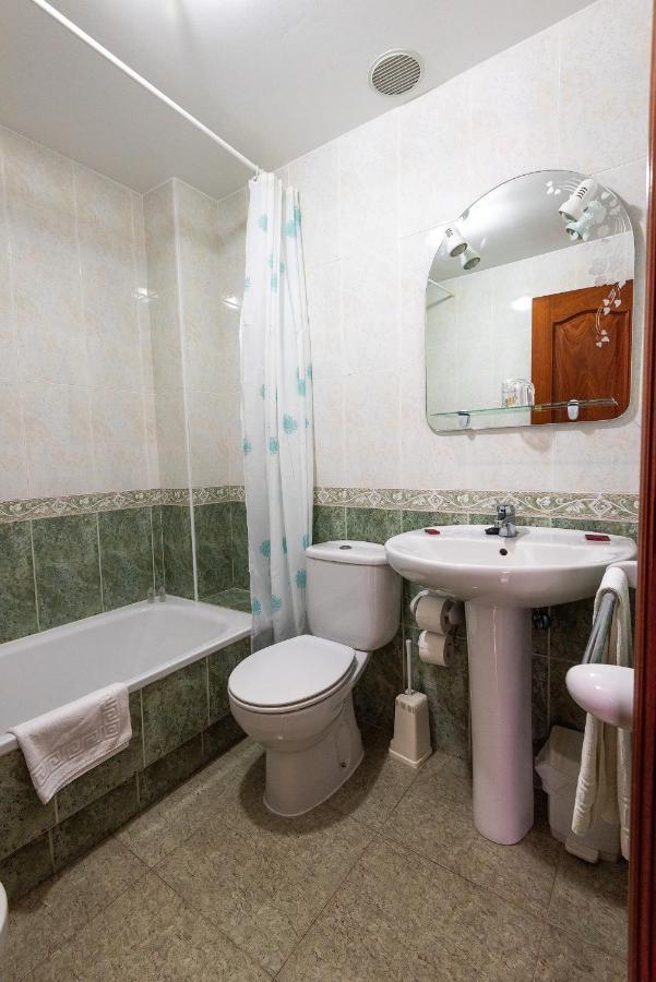 Hostal O Camouco Portonovo Ngoại thất bức ảnh