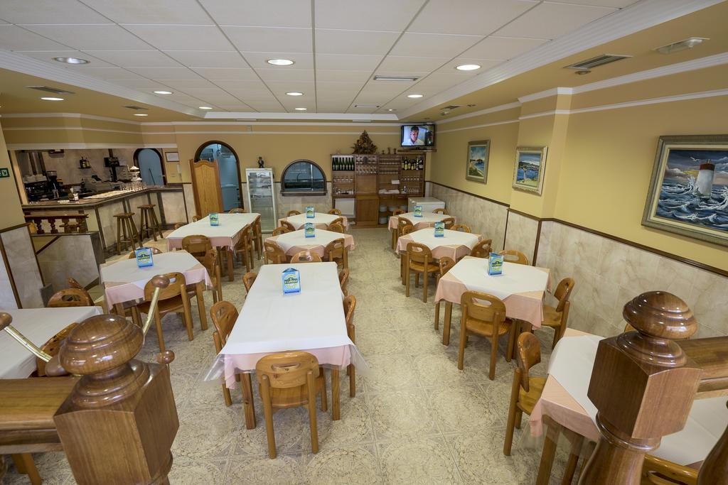 Hostal O Camouco Portonovo Ngoại thất bức ảnh