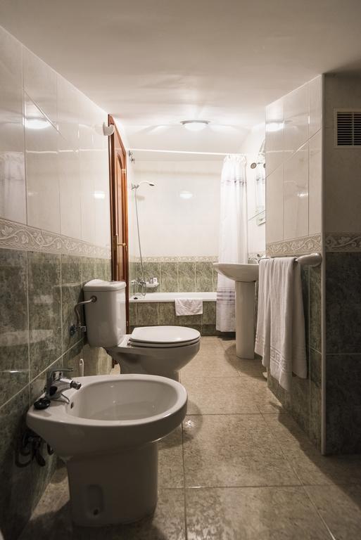 Hostal O Camouco Portonovo Ngoại thất bức ảnh